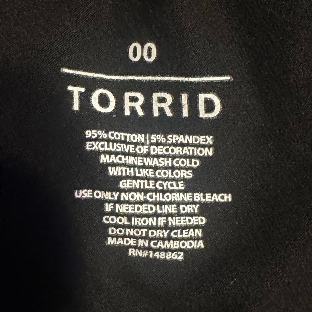 BOGO Torrid Leggings with stud accents - Picture 6 of 6